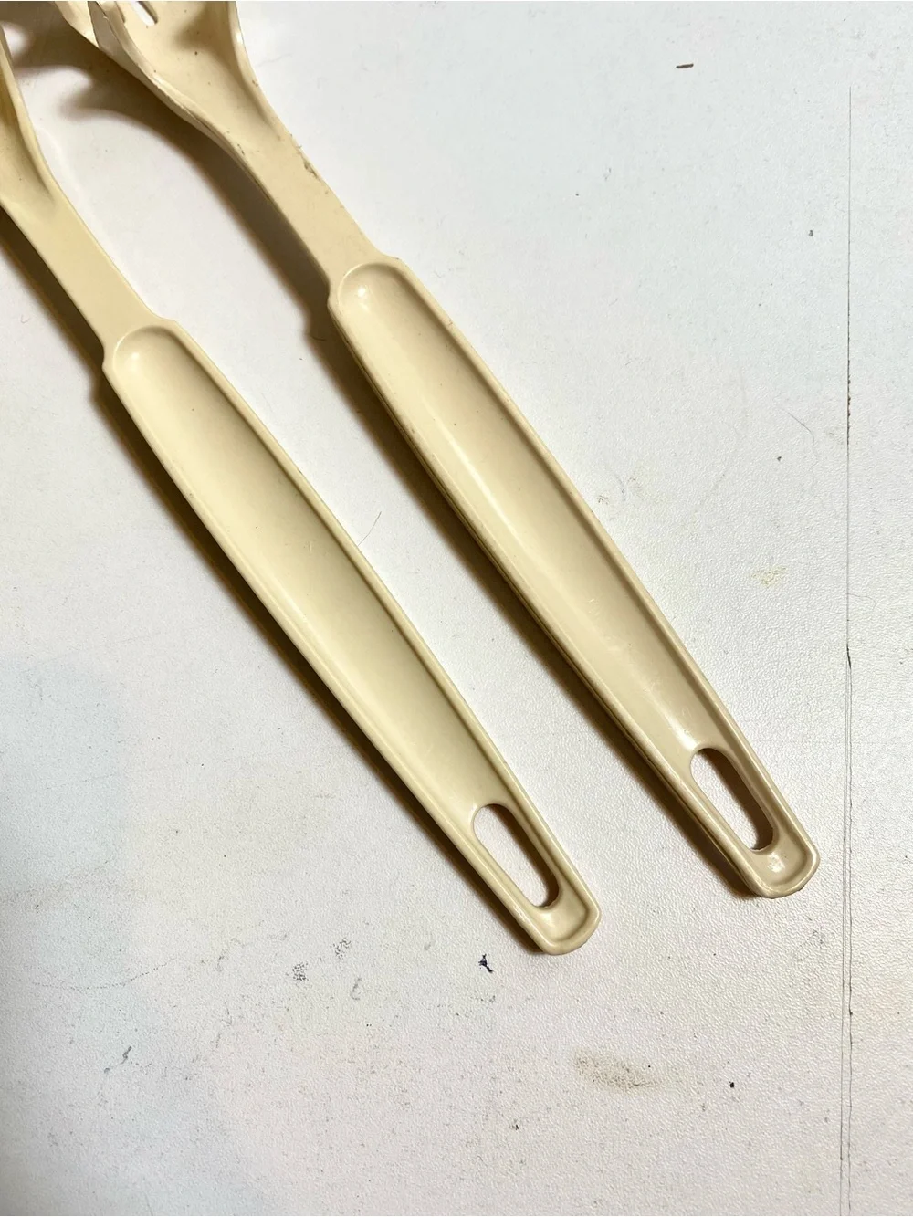 Ekco two cream
